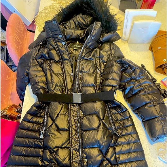 Marc New York by Andrew Marc Women's BLACK belted, down, faux-fur hooded coat! - Picture 3 of 5